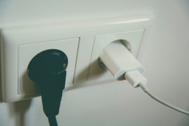 Hurtownia elektryczna – bogate zaopatrzenie na każdą okazję