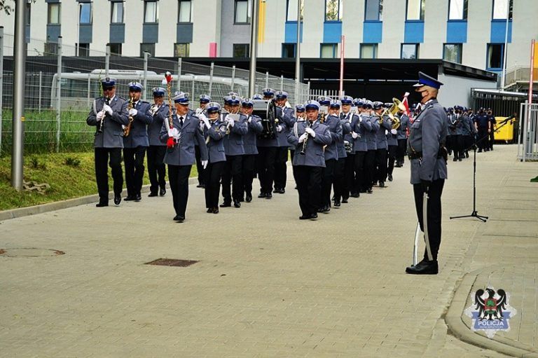Uroczystość otwarcia nowego komisariatu policji.