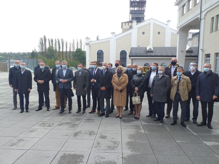 Aglomeracja Wałbrzyska większa