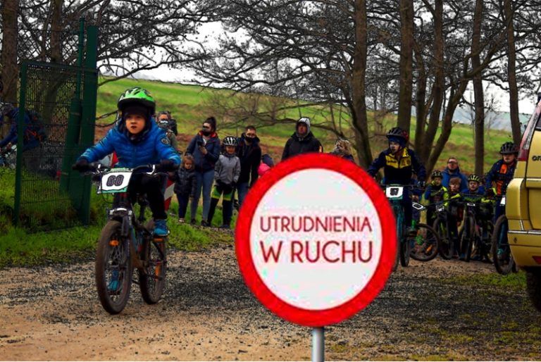 UWAGA! OGRANICZENIA W RUCHU DROGOWYM