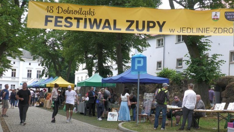 Zupa Sowiogórska zwycięża w tegorocznym Festiwalu Zupy w Jedlinie