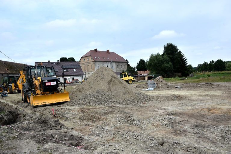 W CENTRUM MAKOWIC POWSTAJE PARKING