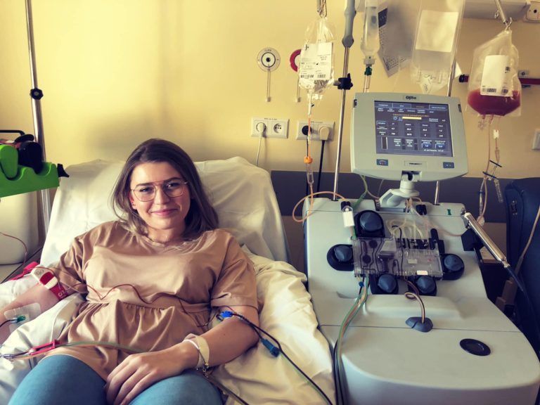 POLSKO-AMERYKAŃSKI BLIŹNIAK GENETYCZNY W SZPIKU KOSTNYM POCHODZI Z BURKATOWA