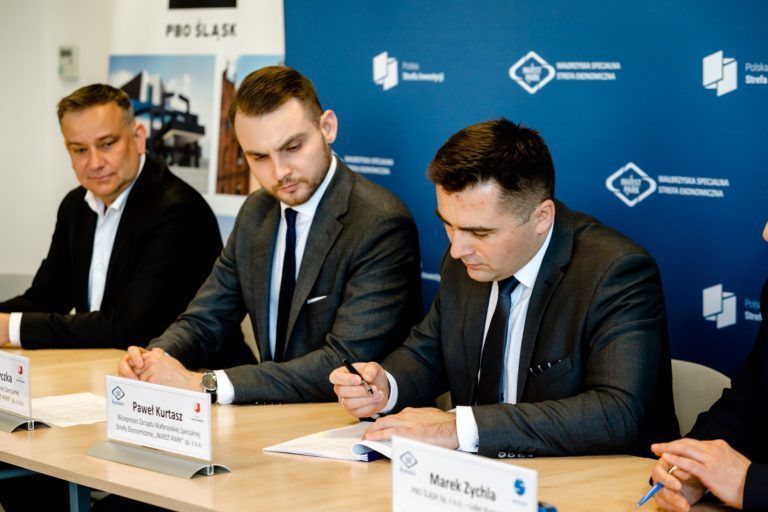 Kolejna umowa na budowę centrum biznesowego