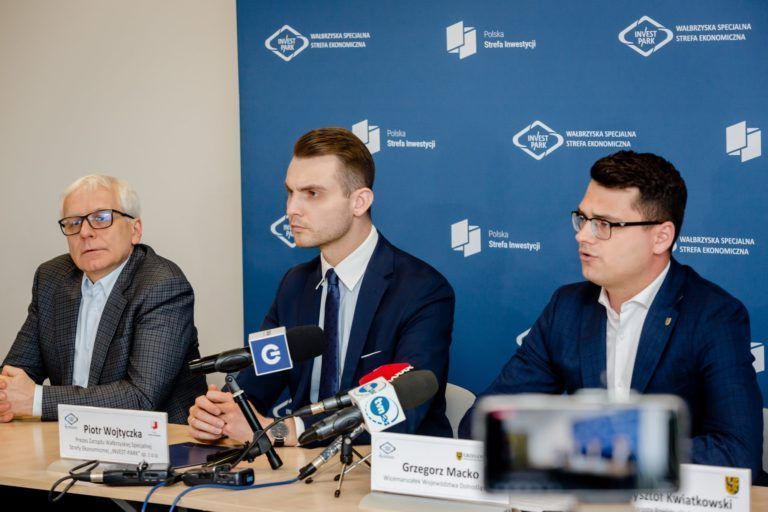 Strefa wspiera aktywizację zawodową uchodźców z Ukrainy