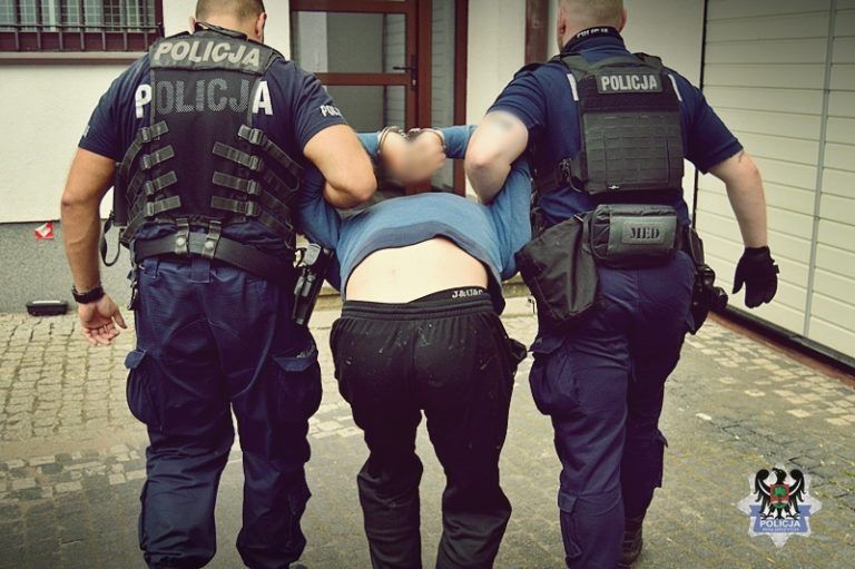Odpowie za znęcanie się nad 3-latkiem