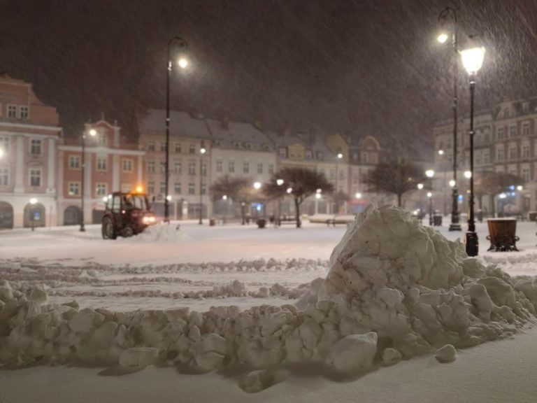Jak Wałbrzych radzi sobie ze śniegiem na drogach?