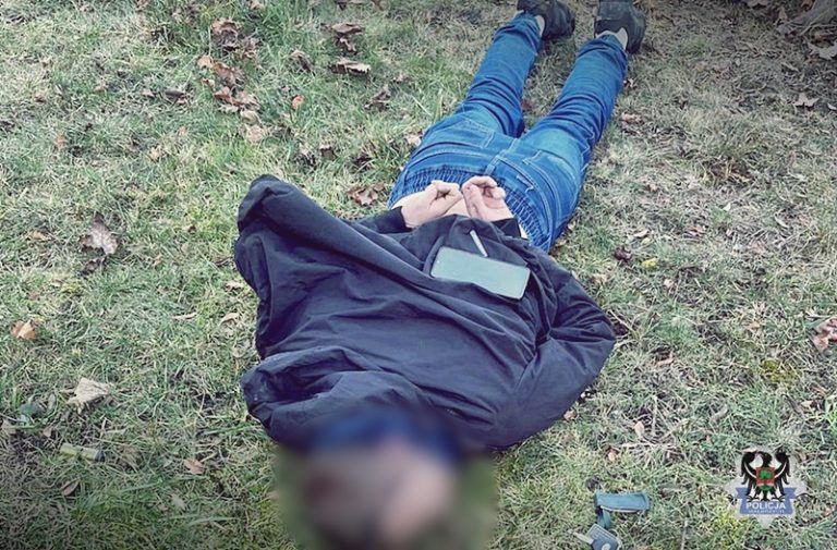 Policja zatrzymała złodzieja samochodu