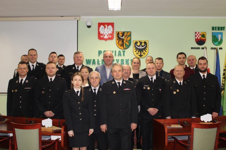 Strażacy odwiedzili Starostwo