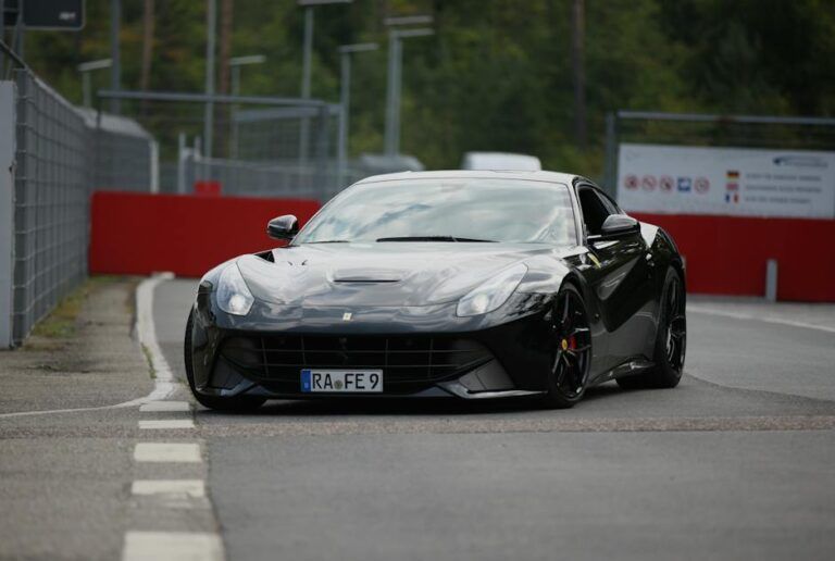 Silesia Ring: wyścigowe emocje z Ferrari i Lamborghini na nowoczesnym torze