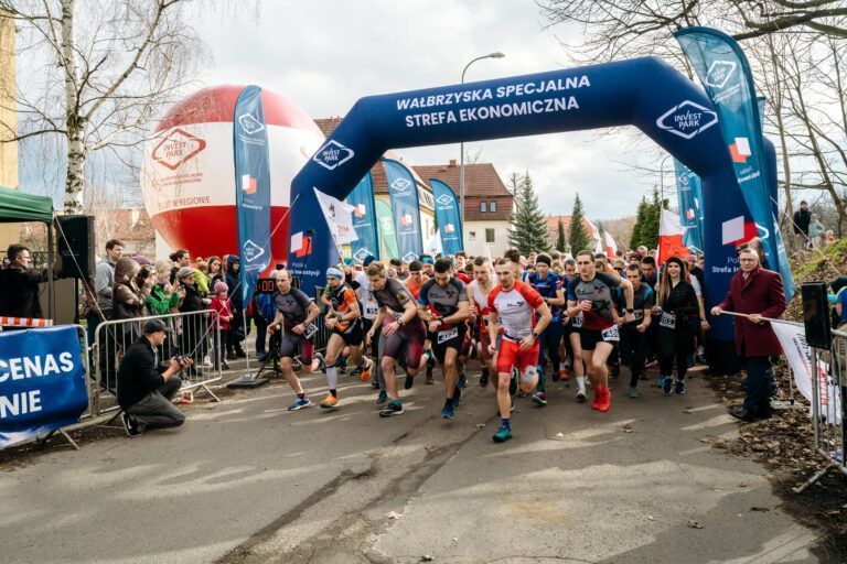 12. edycja Biegu Tropem Wilczym w Wałbrzychu po raz kolejny z rekordową frekwencją